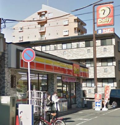 Convenience store. Daily Yamazaki Minamikashiwa Station East store up (convenience store) 900m