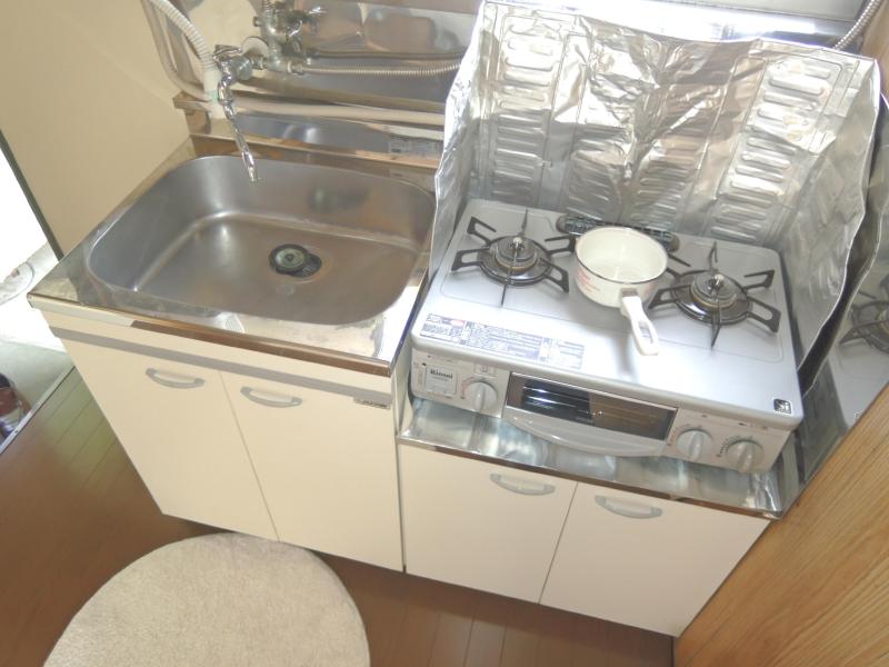 Kitchen. Clean kitchen
