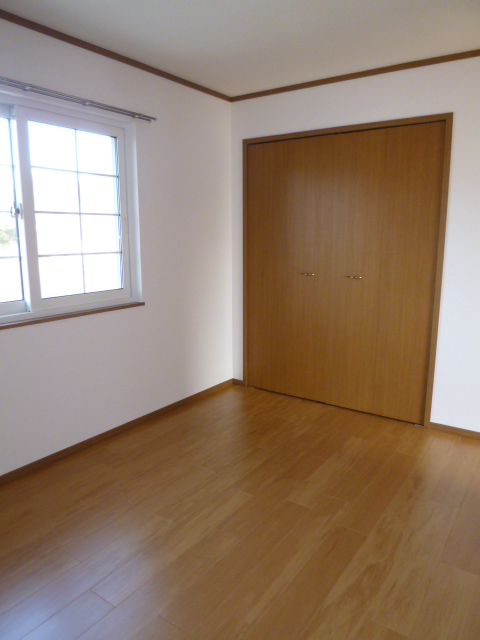 Living and room. North of the Western-style private is also firmly