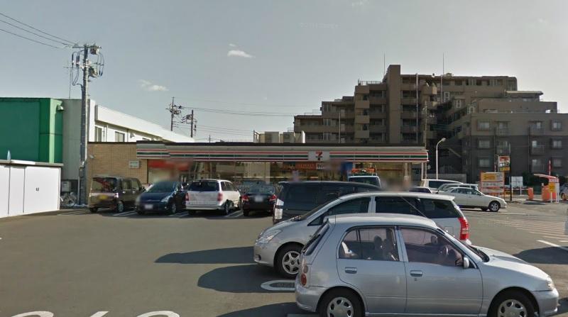 Convenience store. 163m to Seven-Eleven Minamikashiwa 2-chome