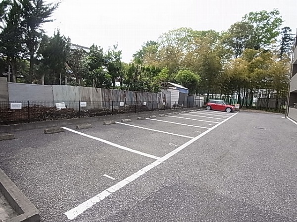 Parking lot