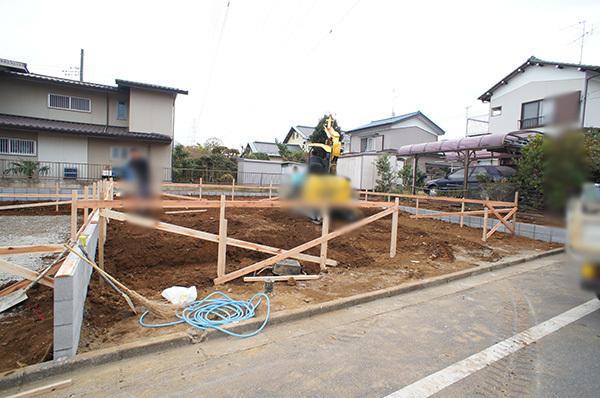 Local appearance photo. 1 Building