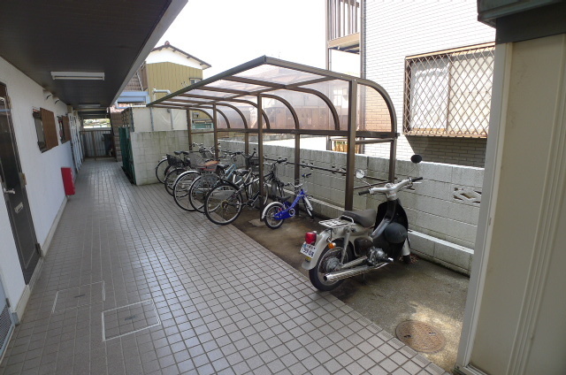 Other common areas. Bicycle-parking space