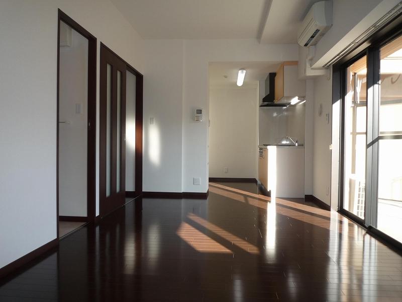 Living and room