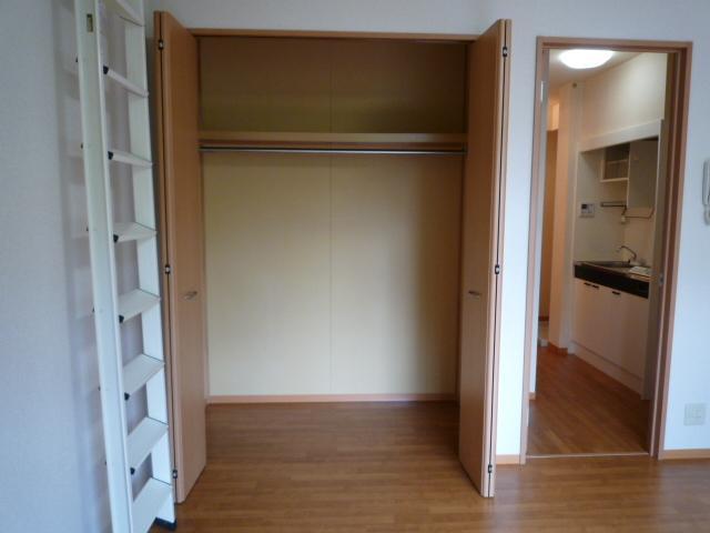 Other room space