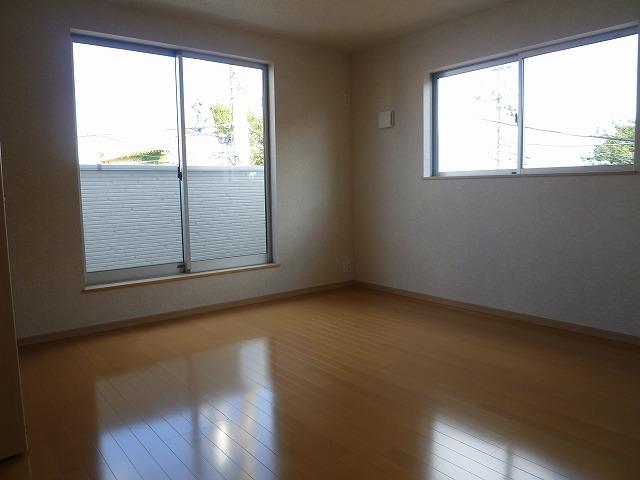 Non-living room. Indoor (October 7, 2013) Shooting