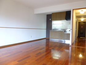 Living and room. ☆ Happy city gas ☆