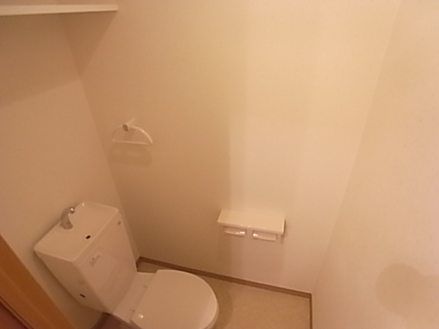 Toilet. Toilet with a shelf. Washlet mounting Allowed.