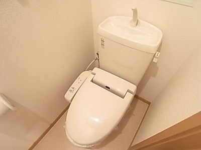 Toilet. Bidet