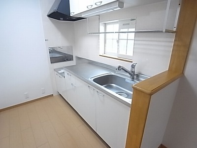 Kitchen. Gas stove 2 burners installed Allowed ・ With water purifier built-in shower.