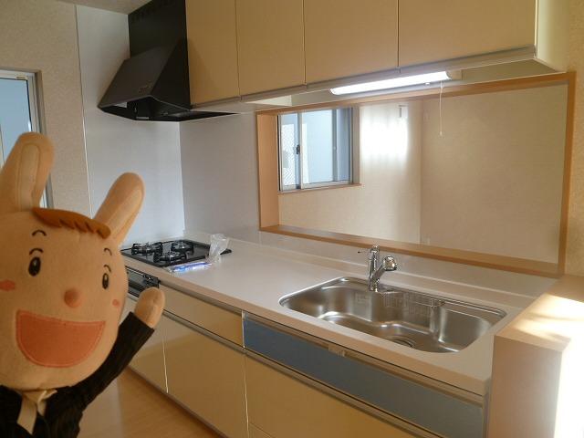 Kitchen. 4 Building room (October 4, 2013) Shooting