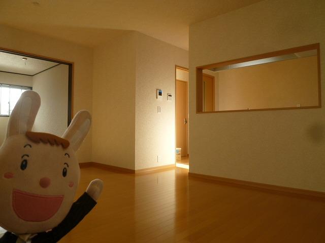 Living. 4 Building room (October 4, 2013) Shooting