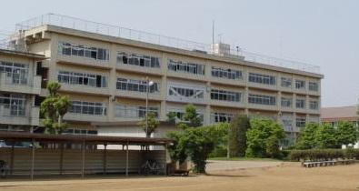 Junior high school. Up to about Tanaka junior high school 1200m