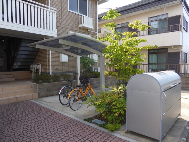 Other common areas. Bicycle-parking space