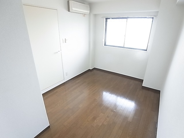 Other room space. bedroom