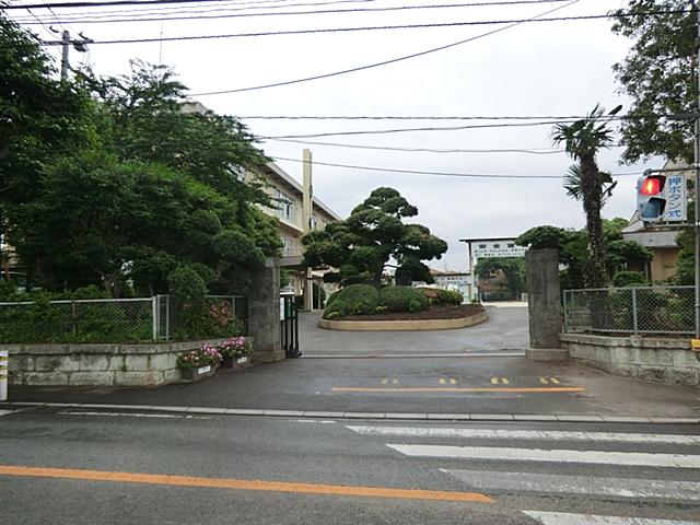 Primary school. Kashiwa TatsuKashiwa 1200m to the second elementary school