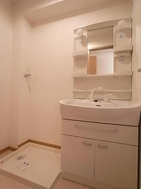 Washroom. Wash dressing room ・ Yes Shampoo dresser