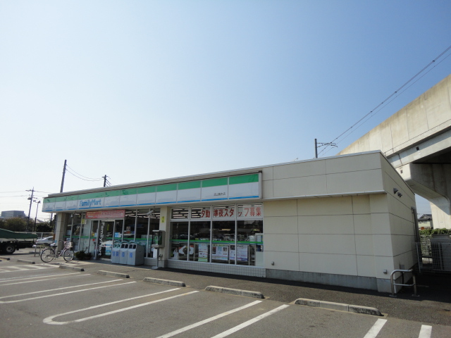 Convenience store. Family Mart Kashiwa Takada Bairin store up (convenience store) 211m