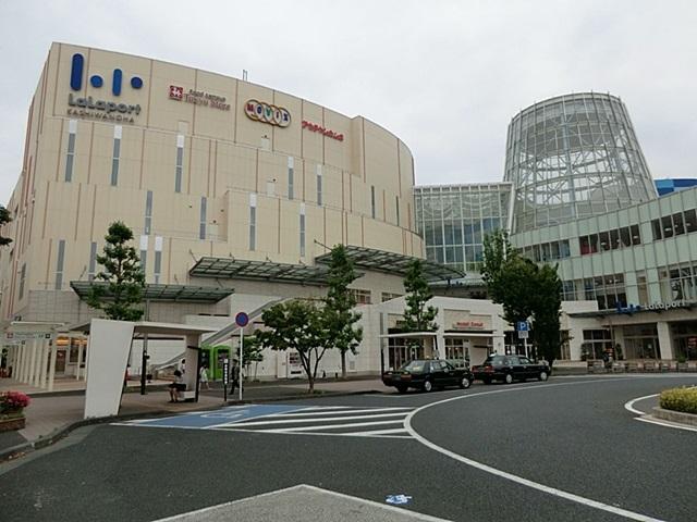 Shopping centre. LaLaport Kashiwanoha