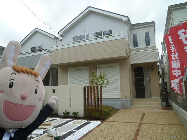 Local appearance photo. V Building site (October 21, 2013) Shooting