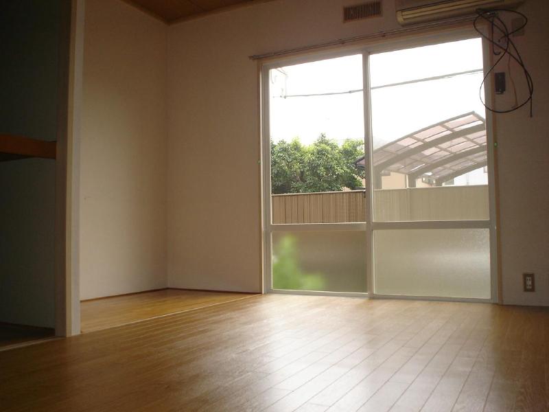 Living and room