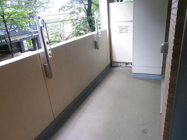 Balcony. Local (June 2013) Shooting