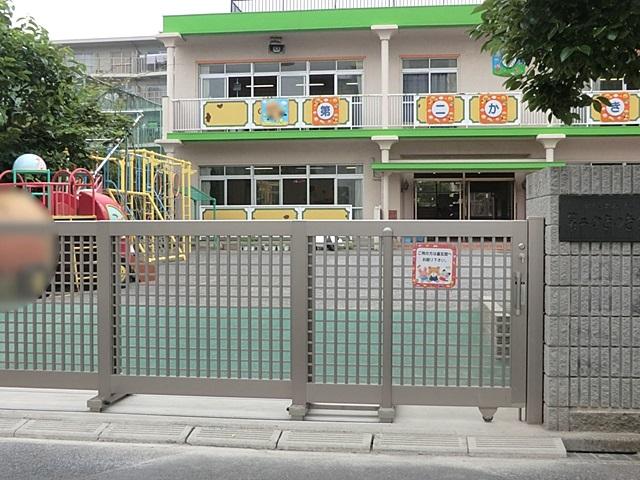 Primary school. Second persimmon kindergarten
