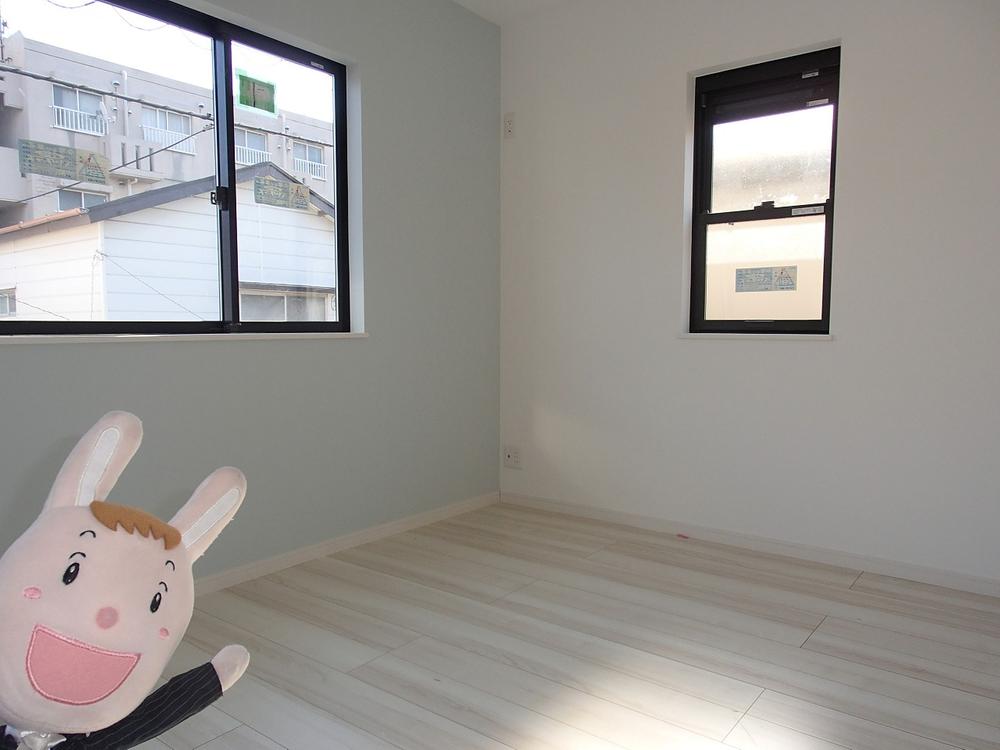 Non-living room. Indoor (December 3, 2013) Shooting