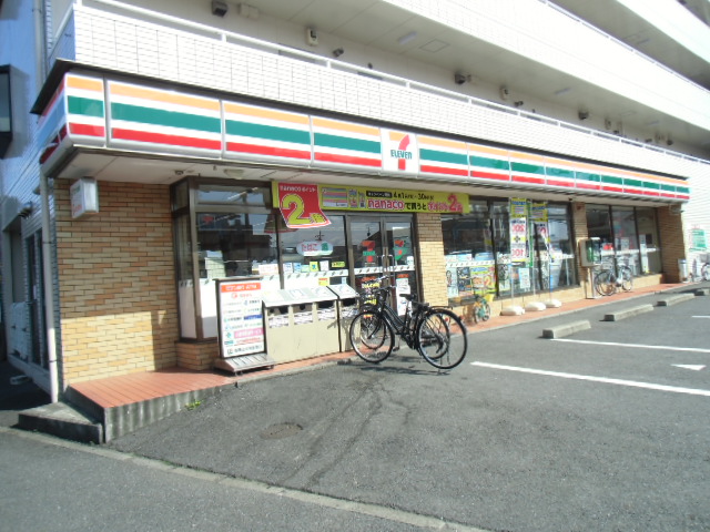 Convenience store. Seven-Eleven Matsudo Higurashi 6-chome up (convenience store) 306m