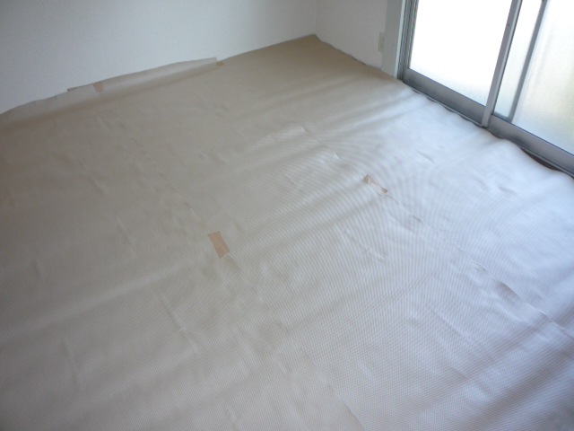 Other room space. Japanese-style room 6 Pledge (already tatami exchange) Sunburn prevention cover installation completed