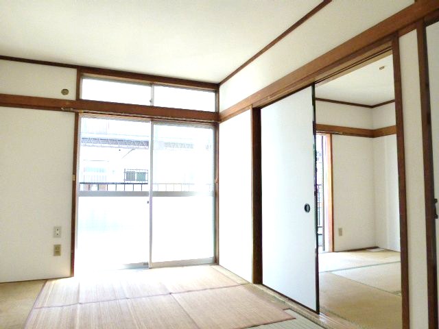 Living and room. Tatami new exchange before