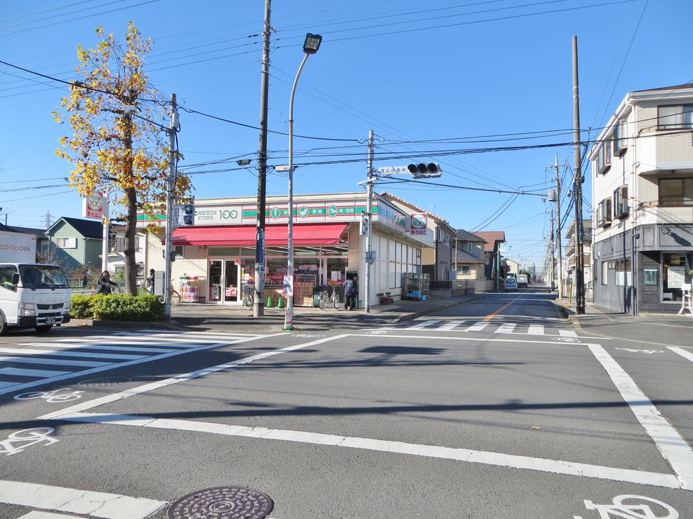 Convenience store. Lawson Store 100 3-minute walk