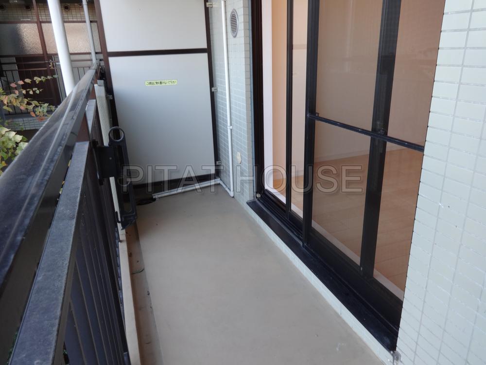 Balcony.  [balcony] Balcony breadth of depth is happy