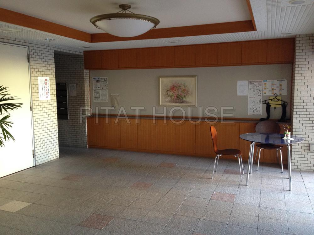 Entrance.  [entrance] Beautiful entrance.