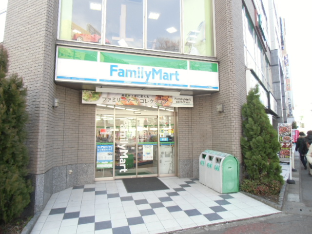 Convenience store. FamilyMart Shinpachi pillar Ekimae up (convenience store) 396m
