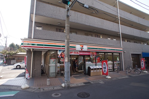 Convenience store. Seven-Eleven Matsudo Hinokuchi store up (convenience store) 240m