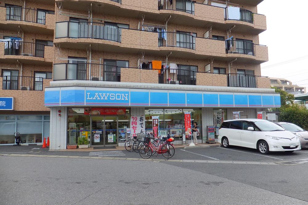 Convenience store. 678m until Lawson Wonsan Ekimae