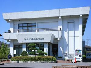 Other local. Matsudo City Hall Eastern Branch 420m (5 minutes walk)
