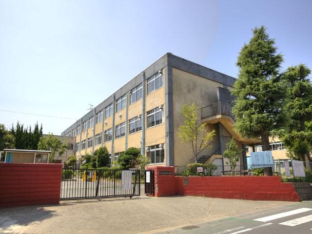 Primary school. 1200m to Matsudo Municipal Minoridai Elementary School
