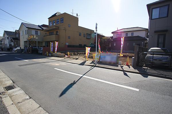 Local photos, including front road. Site of the spacious car space that can also be relaxed (1 Building)