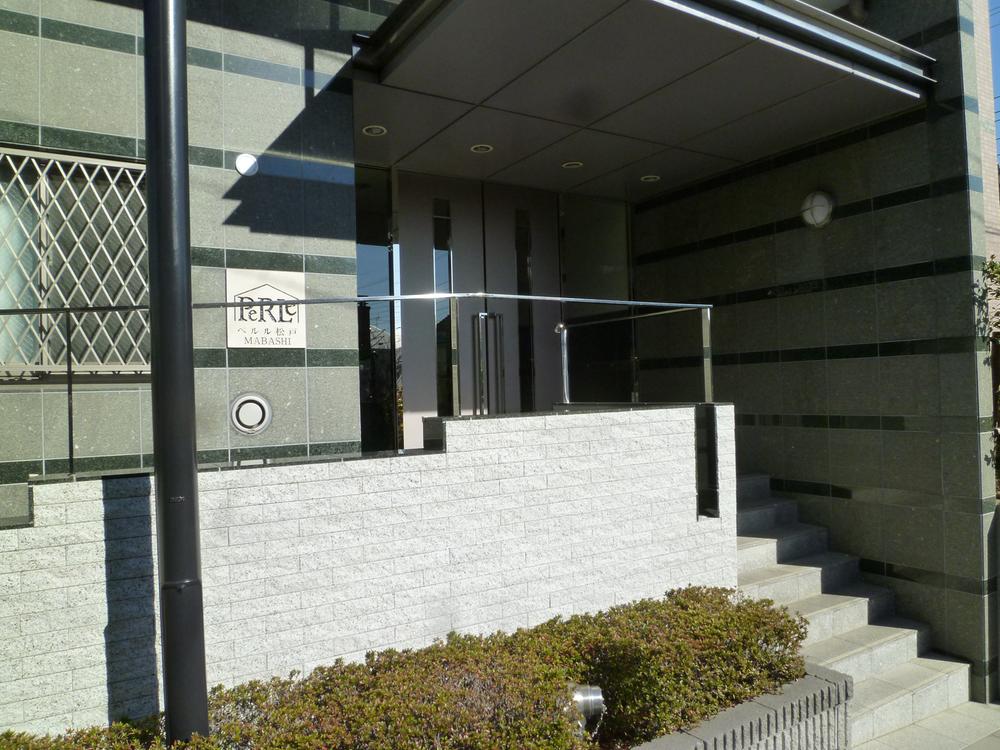 Entrance.  ◆ 2006 is a beautiful mansion dating back to.