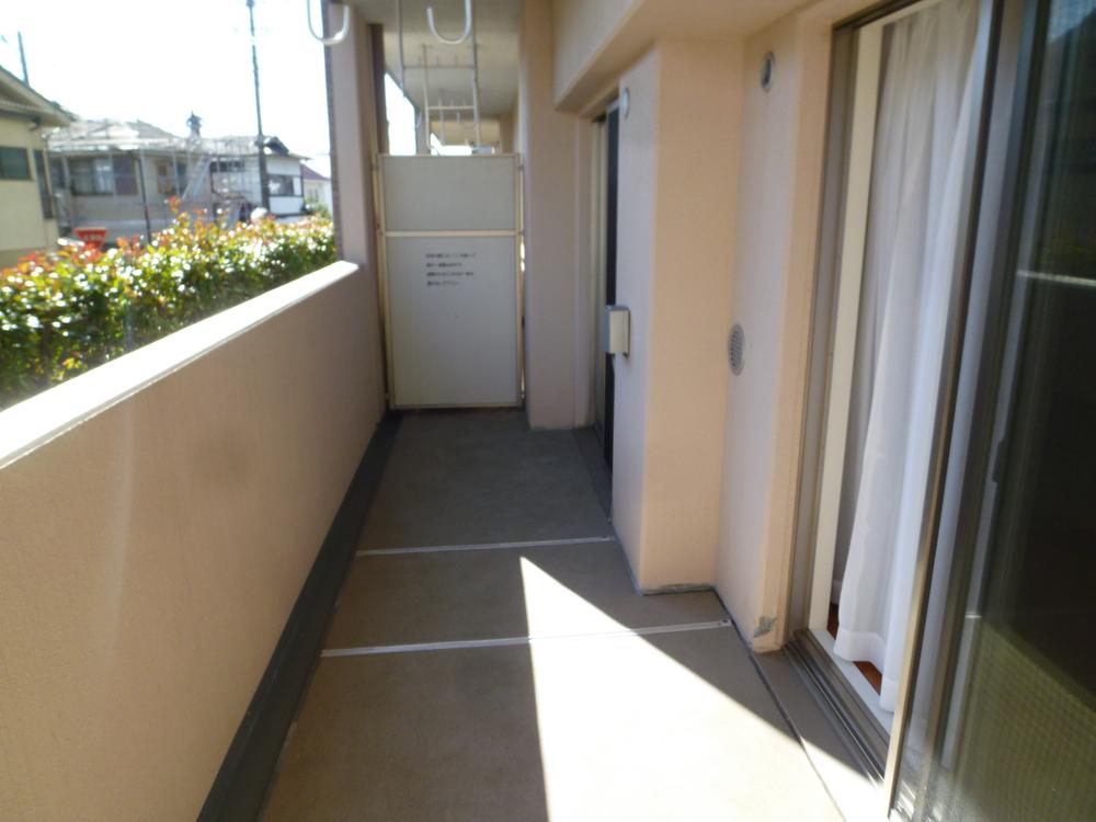 Balcony.  ◆ Spacious balcony.