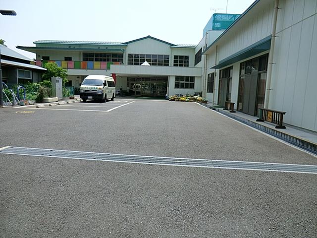 kindergarten ・ Nursery. Kamagaya 595m until the green kindergarten