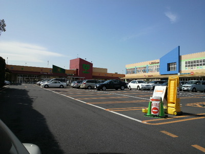Supermarket. Summit store Matsudoshinden store up to (super) 591m