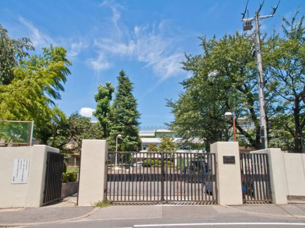 Junior high school. 1280m to Matsudo Municipal first junior high school junior high school