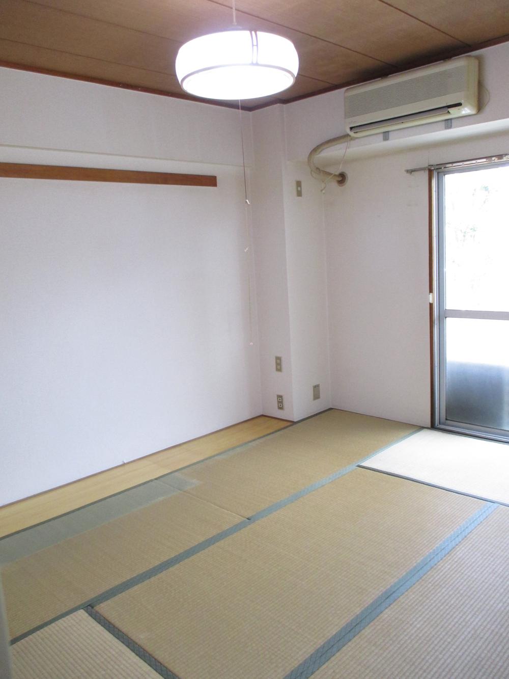 Non-living room. Japanese-style room (August 2013) Shooting