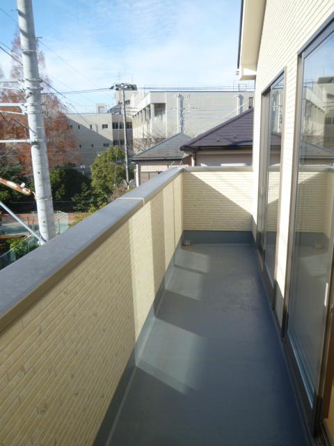 Balcony. Local (12 May 2013) Shooting