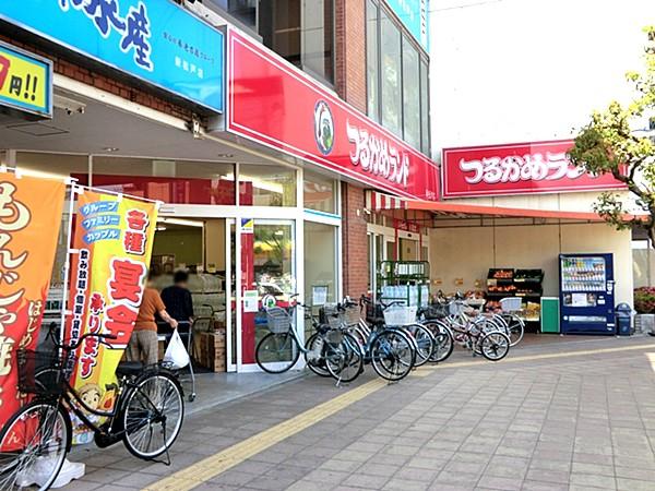 Other. Surrounding facilities