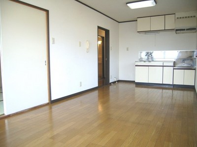 Kitchen. Two-burner gas stove installation Allowed