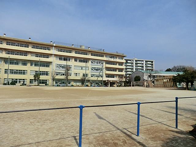 Primary school. 1150m to Matsudo City Rika stand elementary school
